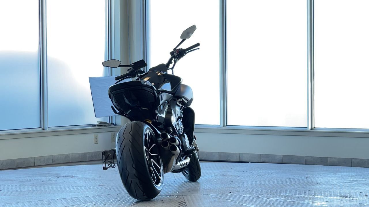 2024 Ducati Motorcycle Diavel in Regina, Saskatchewan