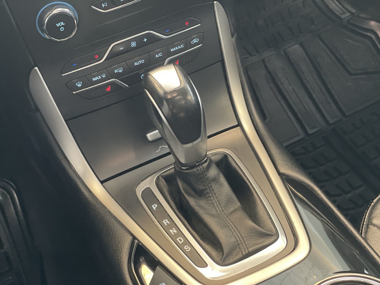 2016 Ford Edge in Regina, Saskatchewan