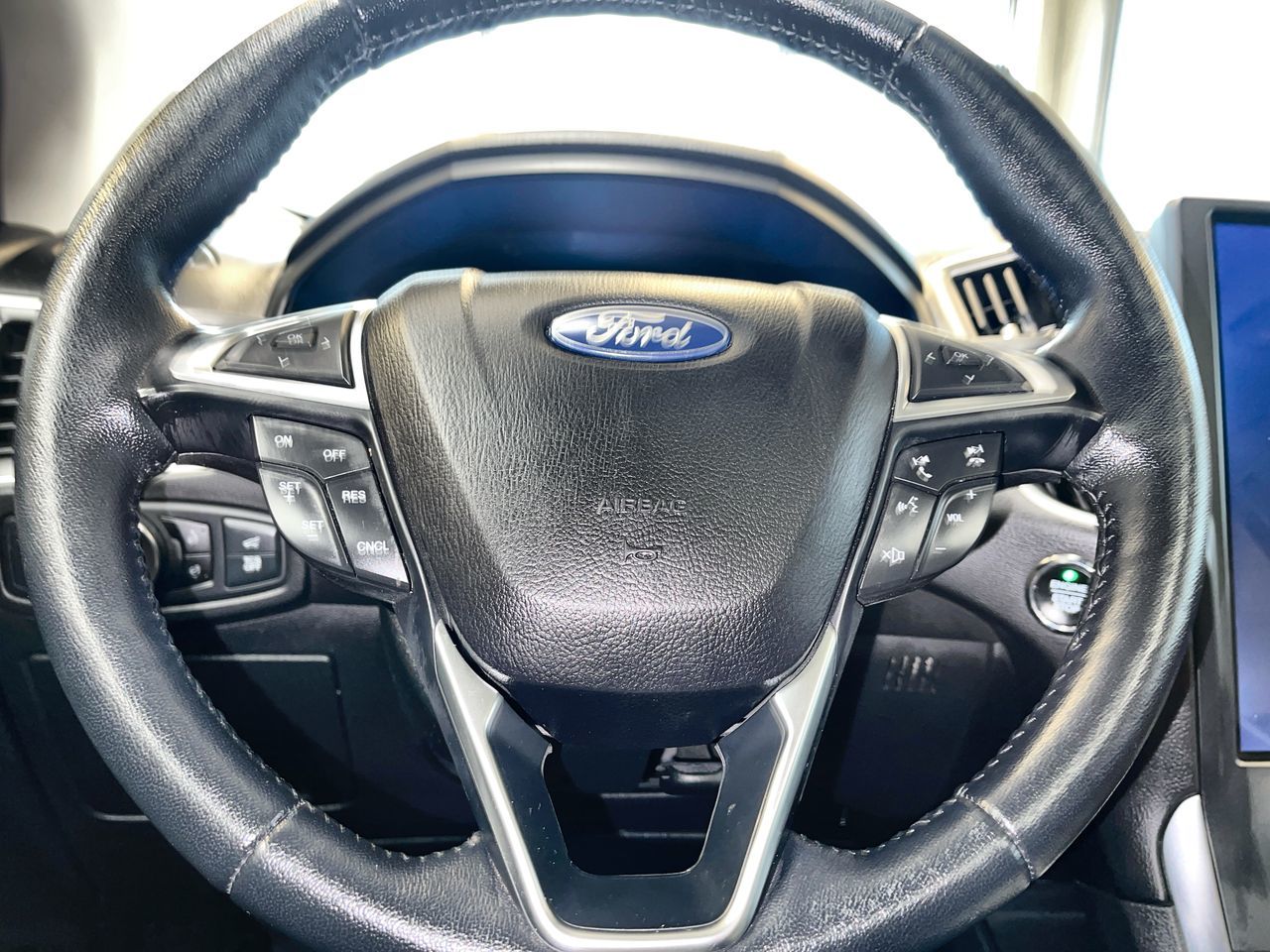 2023 Ford Edge