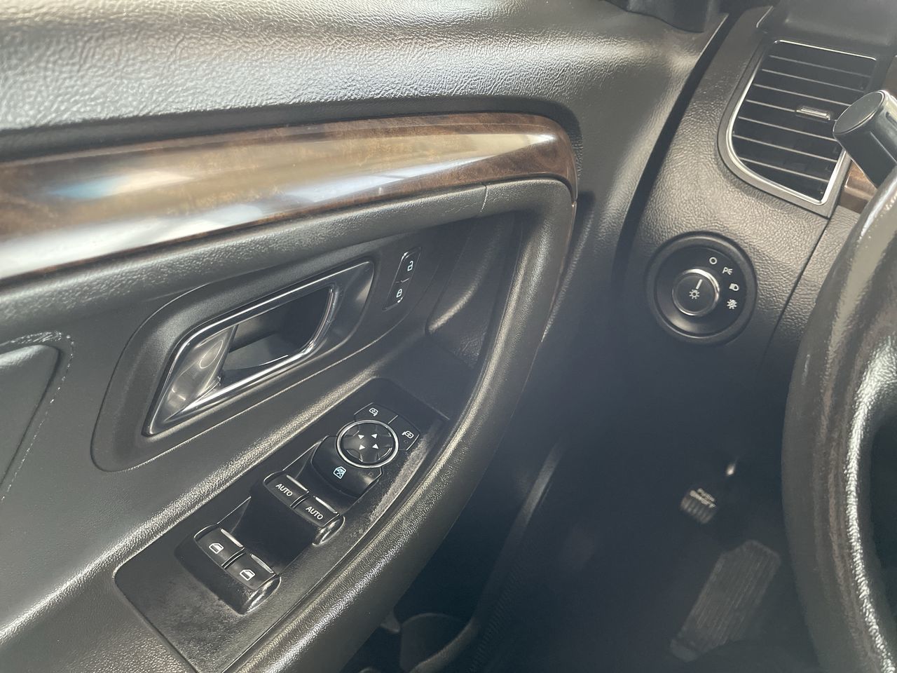 2019 Ford Taurus