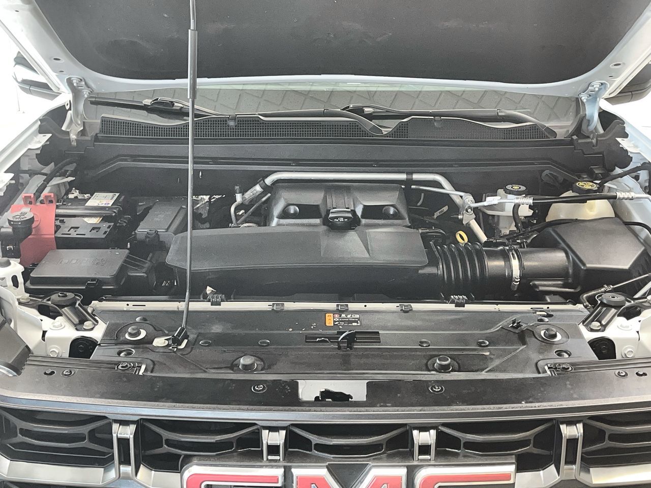 2023 GMC Canyon in Regina, Saskatchewan