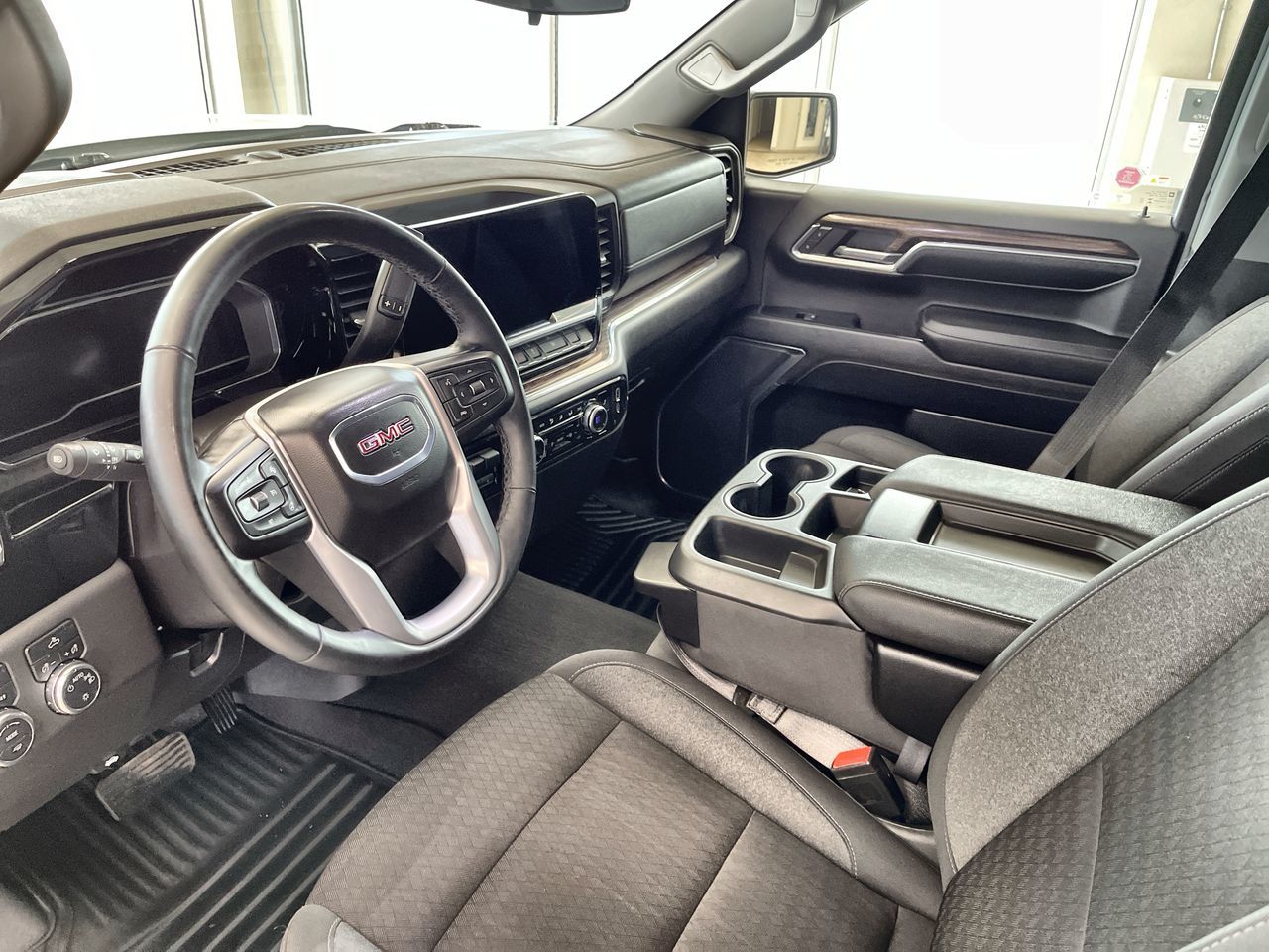2024 GMC Sierra 1500 in Regina, Saskatchewan