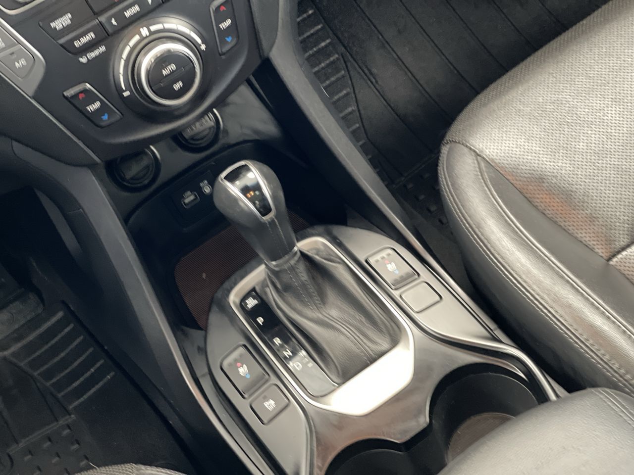 2017 Hyundai Santa Fe XL