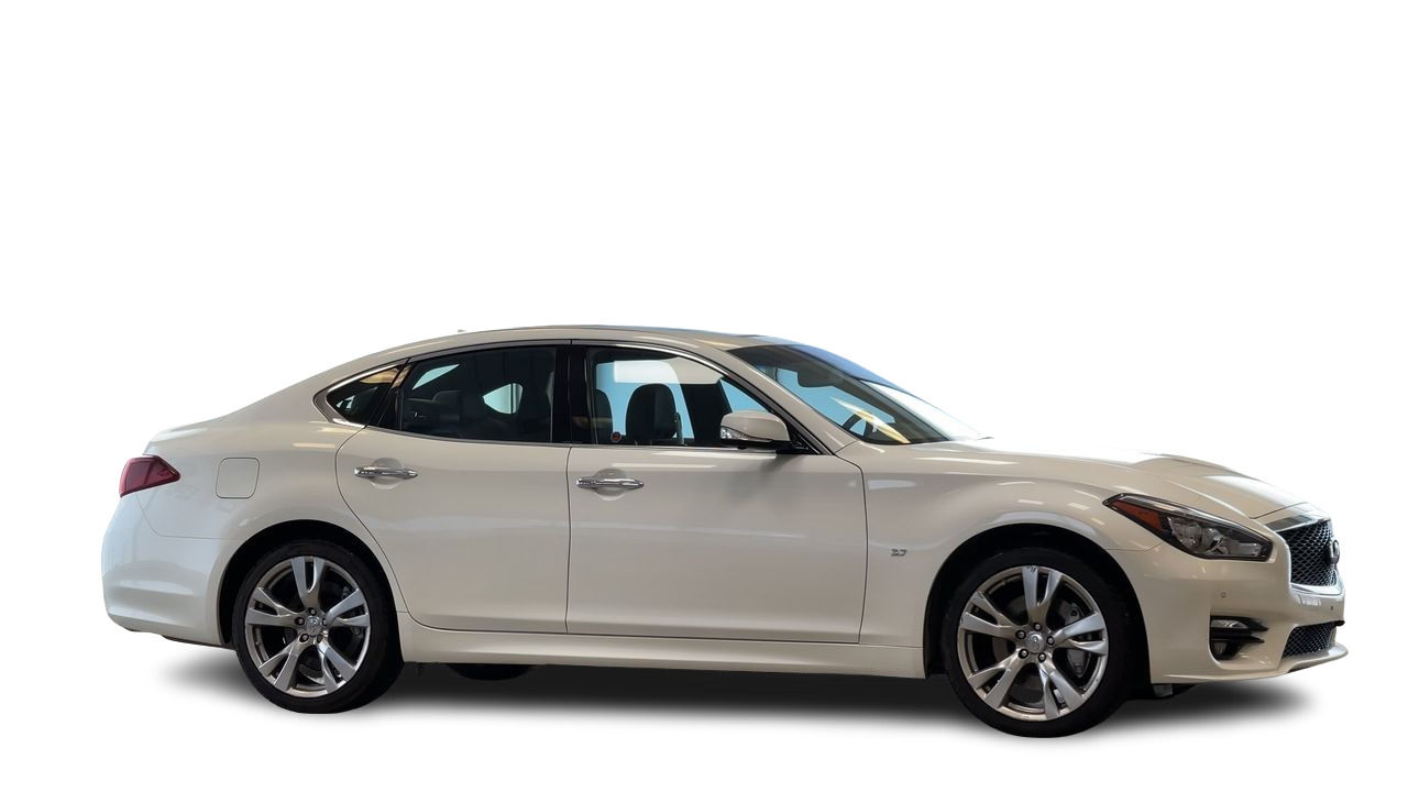 2019 Infiniti Q70 in Regina, Saskatchewan