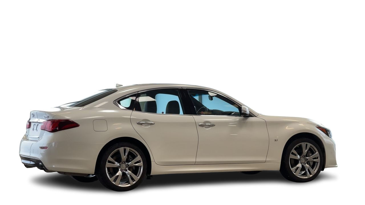 2019 Infiniti Q70 in Regina, Saskatchewan