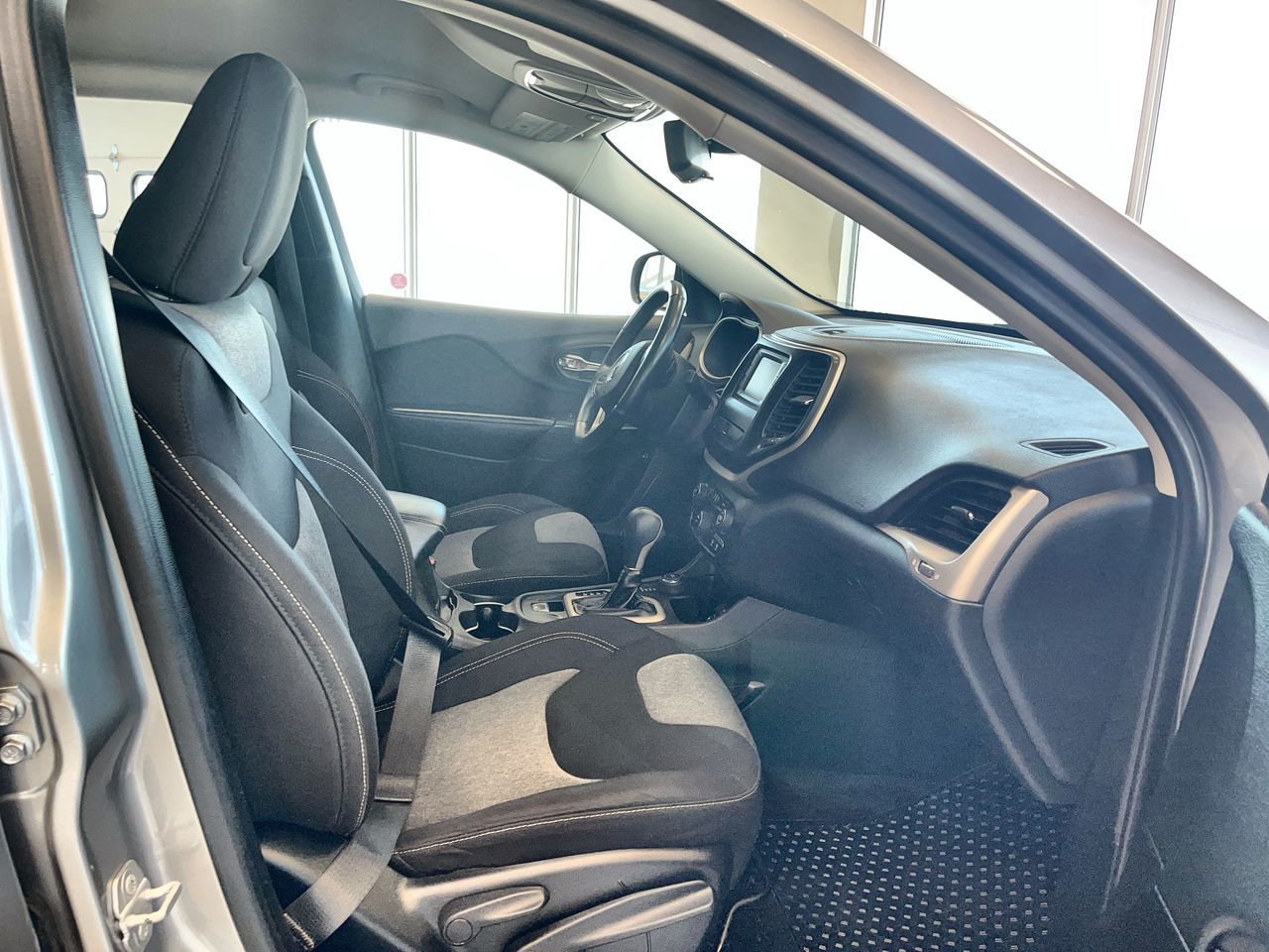 2015 Jeep Cherokee in Regina, Saskatchewan