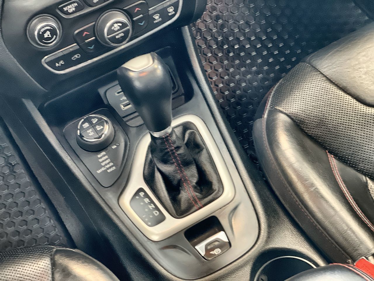 2015 Jeep Cherokee in Regina, Saskatchewan