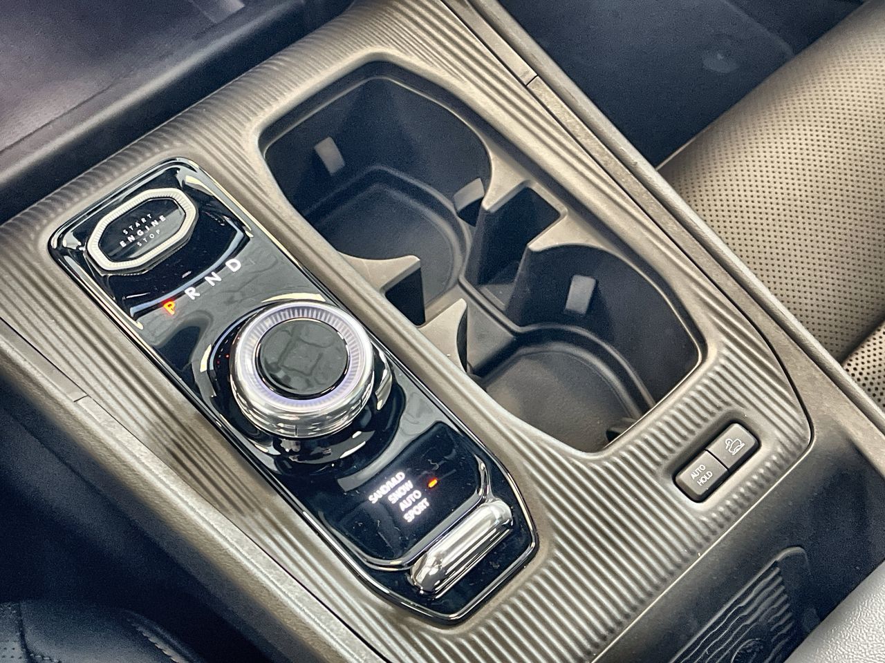 2026 Jeep Cherokee in Regina, Saskatchewan