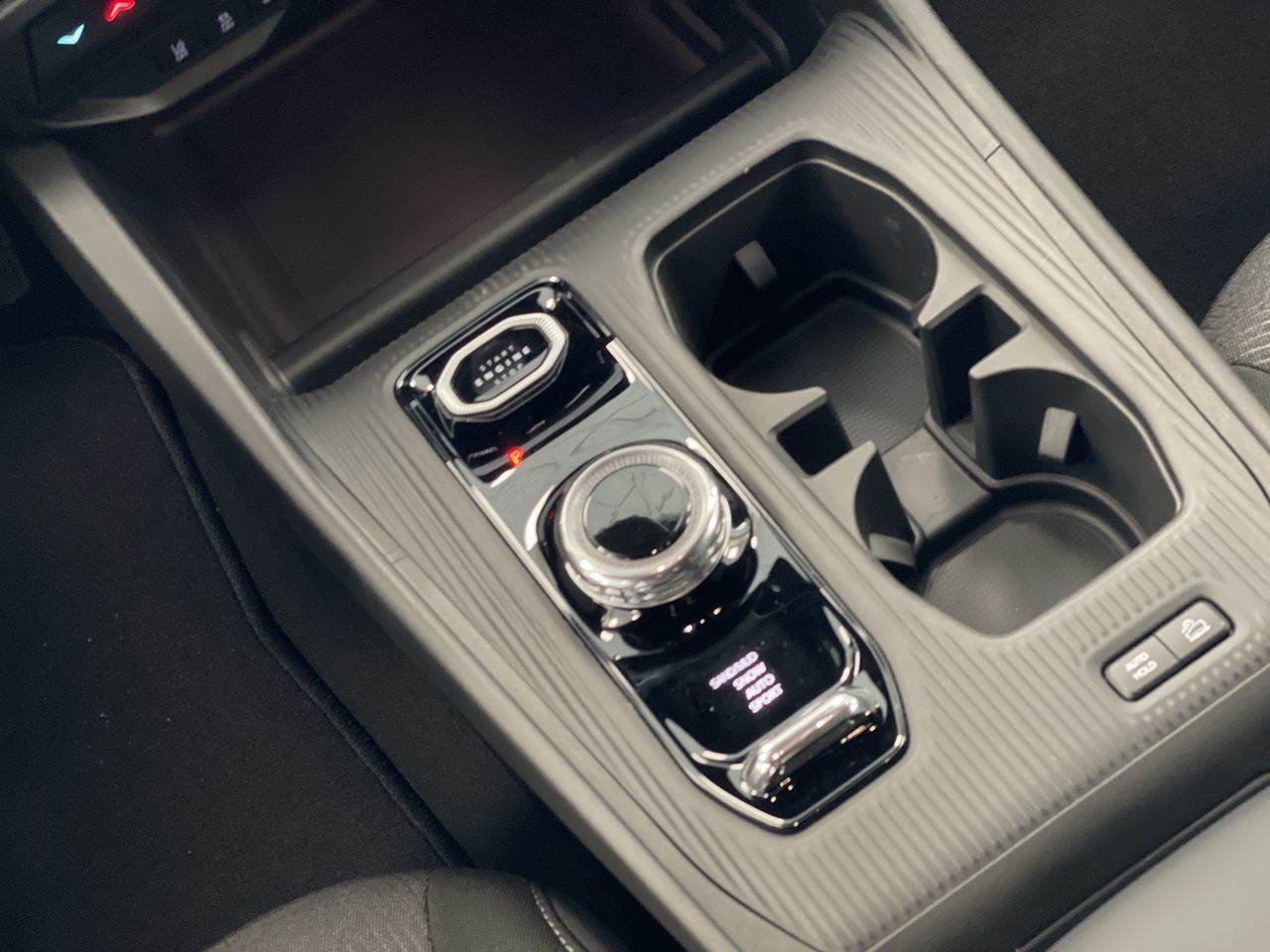 2026 Jeep Cherokee in Regina, Saskatchewan