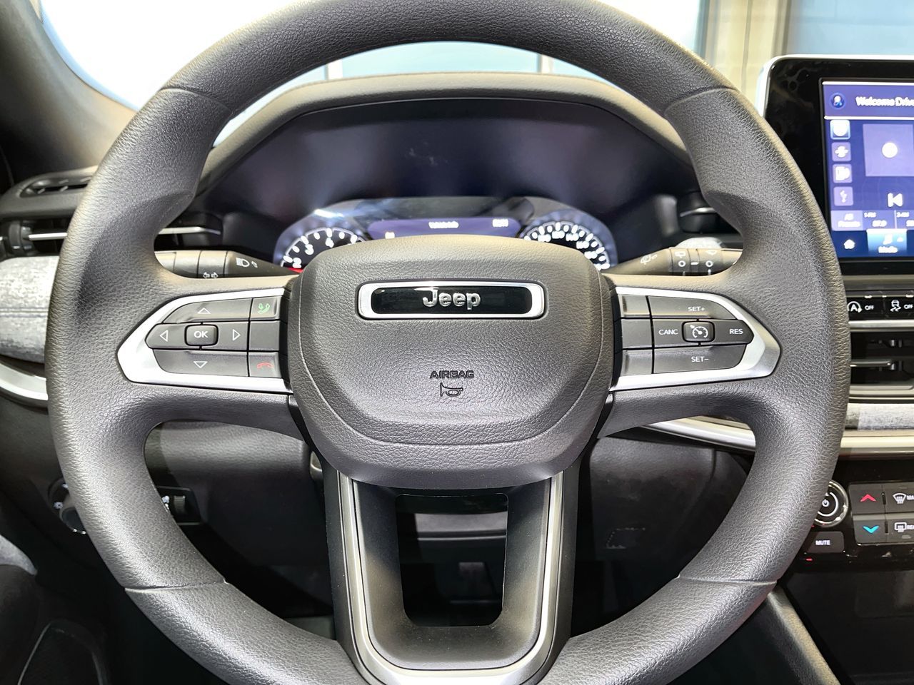 2025 Jeep Compass in Regina, Saskatchewan