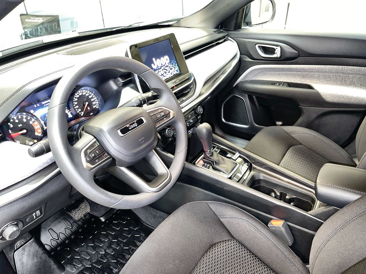 2025 Jeep Compass in Regina, Saskatchewan