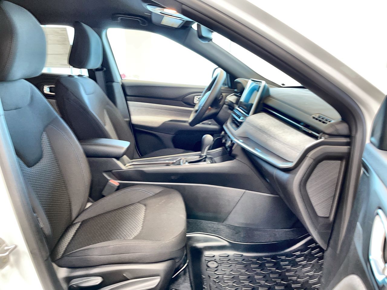 2025 Jeep Compass in Regina, Saskatchewan