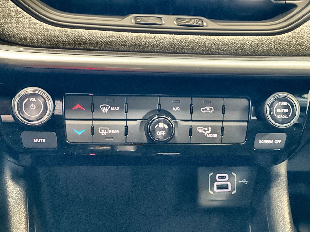 2025 Jeep Compass in Regina, Saskatchewan
