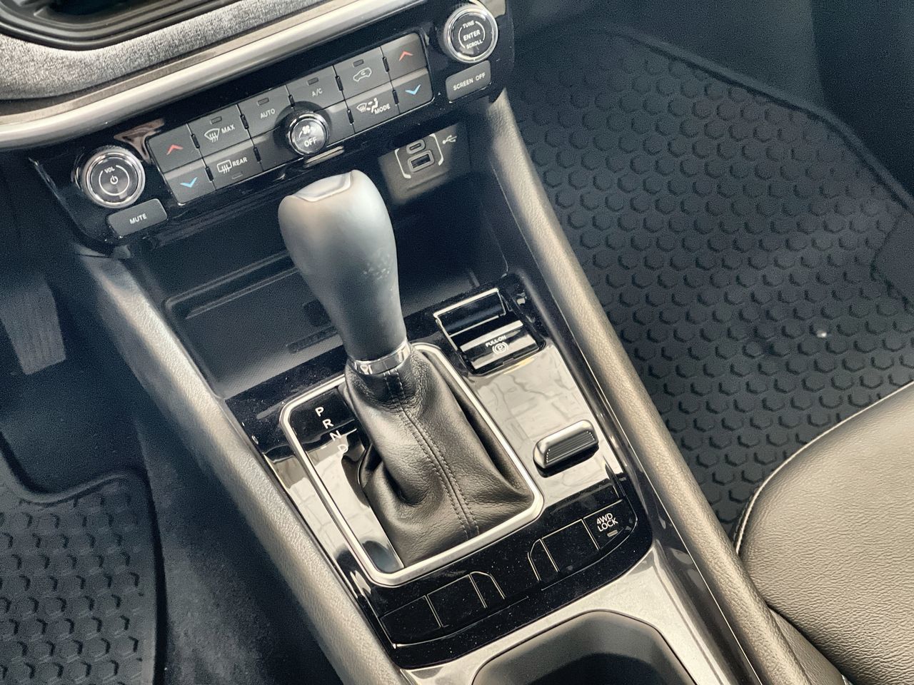 2025 Jeep Compass in Regina, Saskatchewan