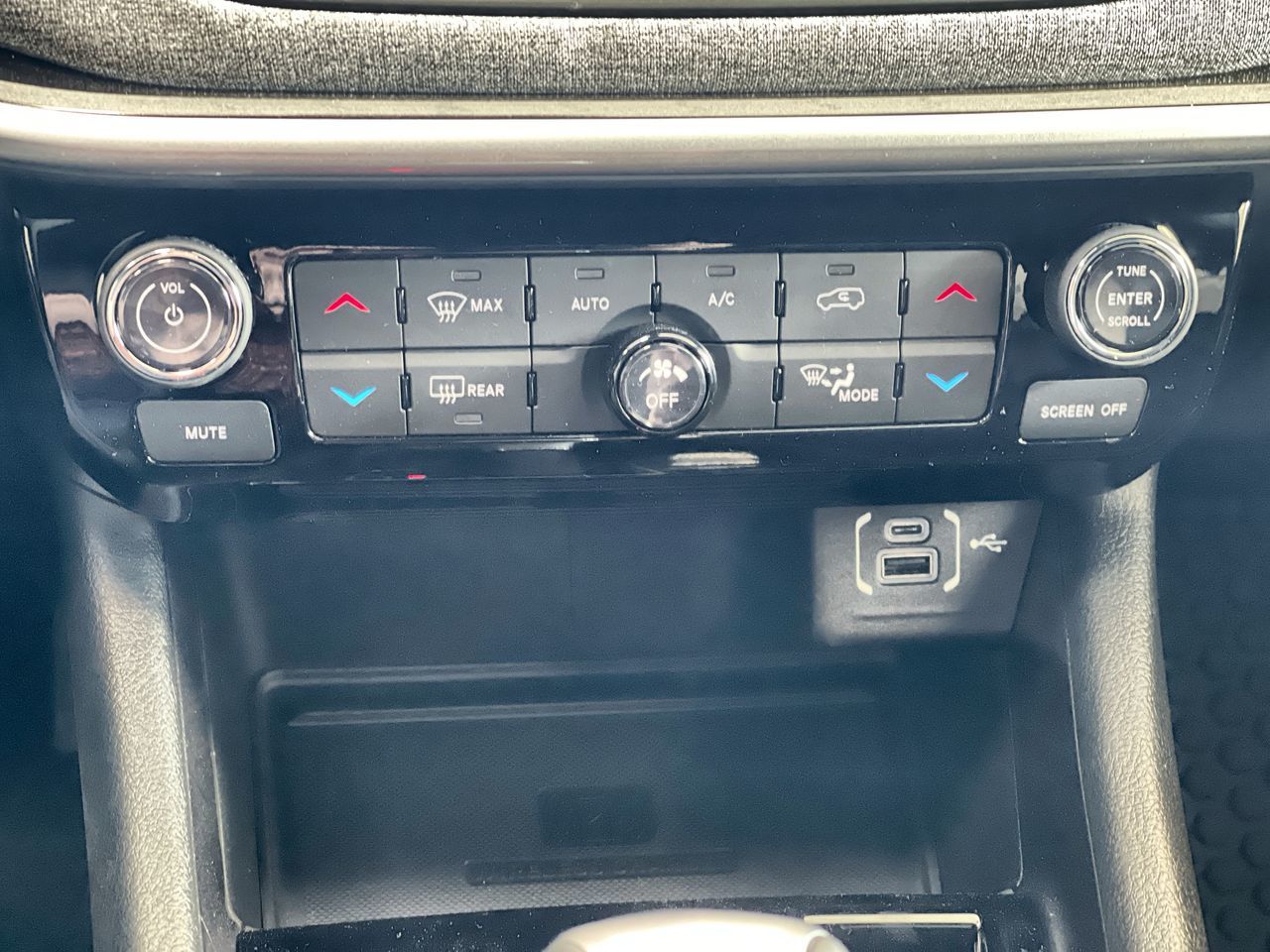 2025 Jeep Compass in Regina, Saskatchewan