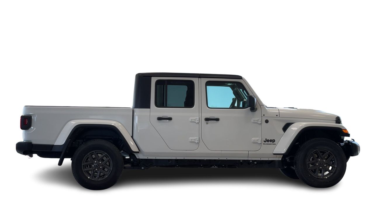 2026 Jeep Gladiator in Regina, Saskatchewan