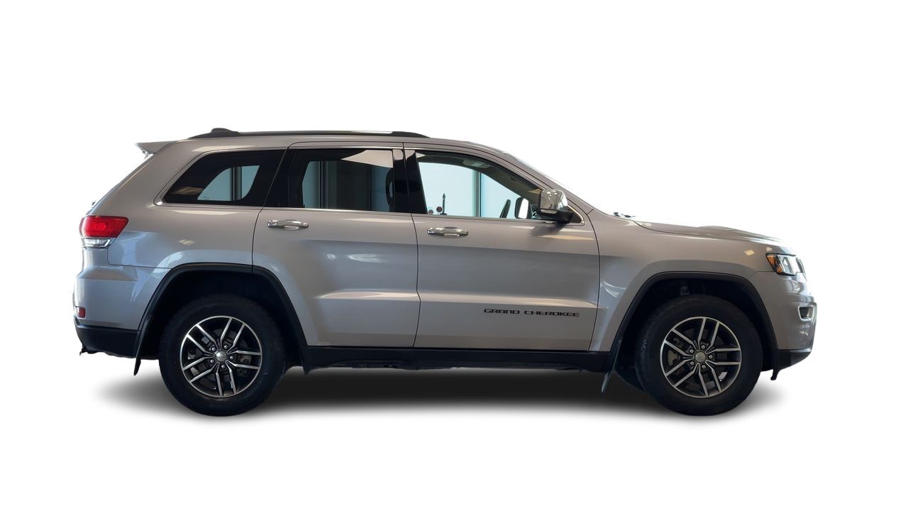 2017 Jeep Grand Cherokee 4X4 in Regina, Saskatchewan