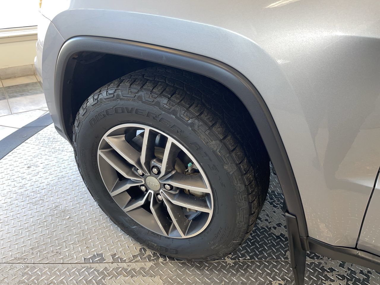 2017 Jeep Grand Cherokee 4X4 in Regina, Saskatchewan