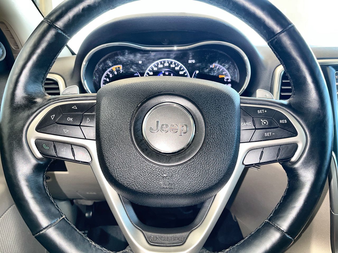 2017 Jeep Grand Cherokee 4X4 in Regina, Saskatchewan