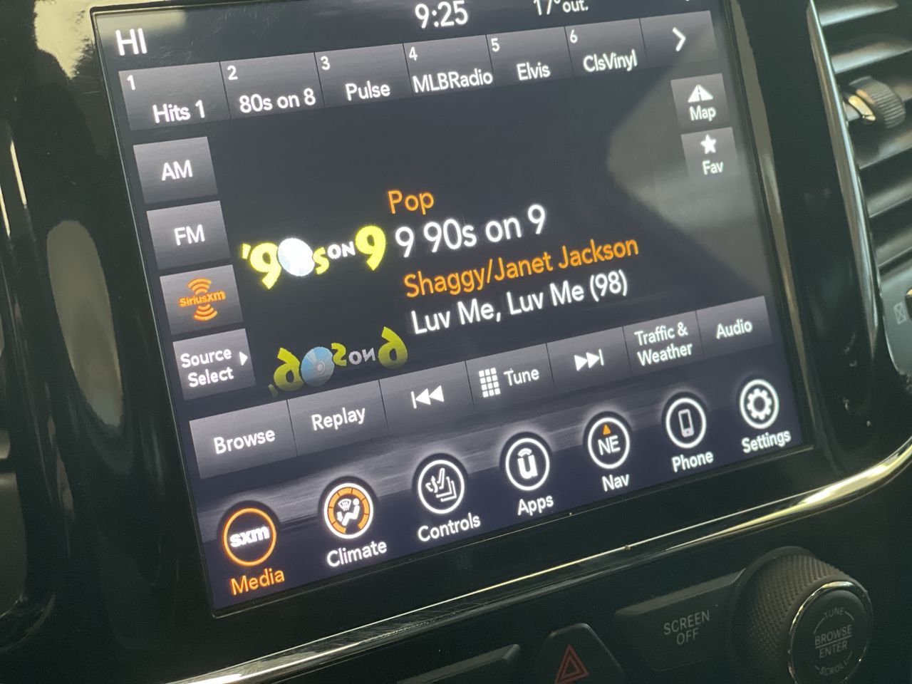 2020 Jeep Grand Cherokee 4X4 in Regina, Saskatchewan