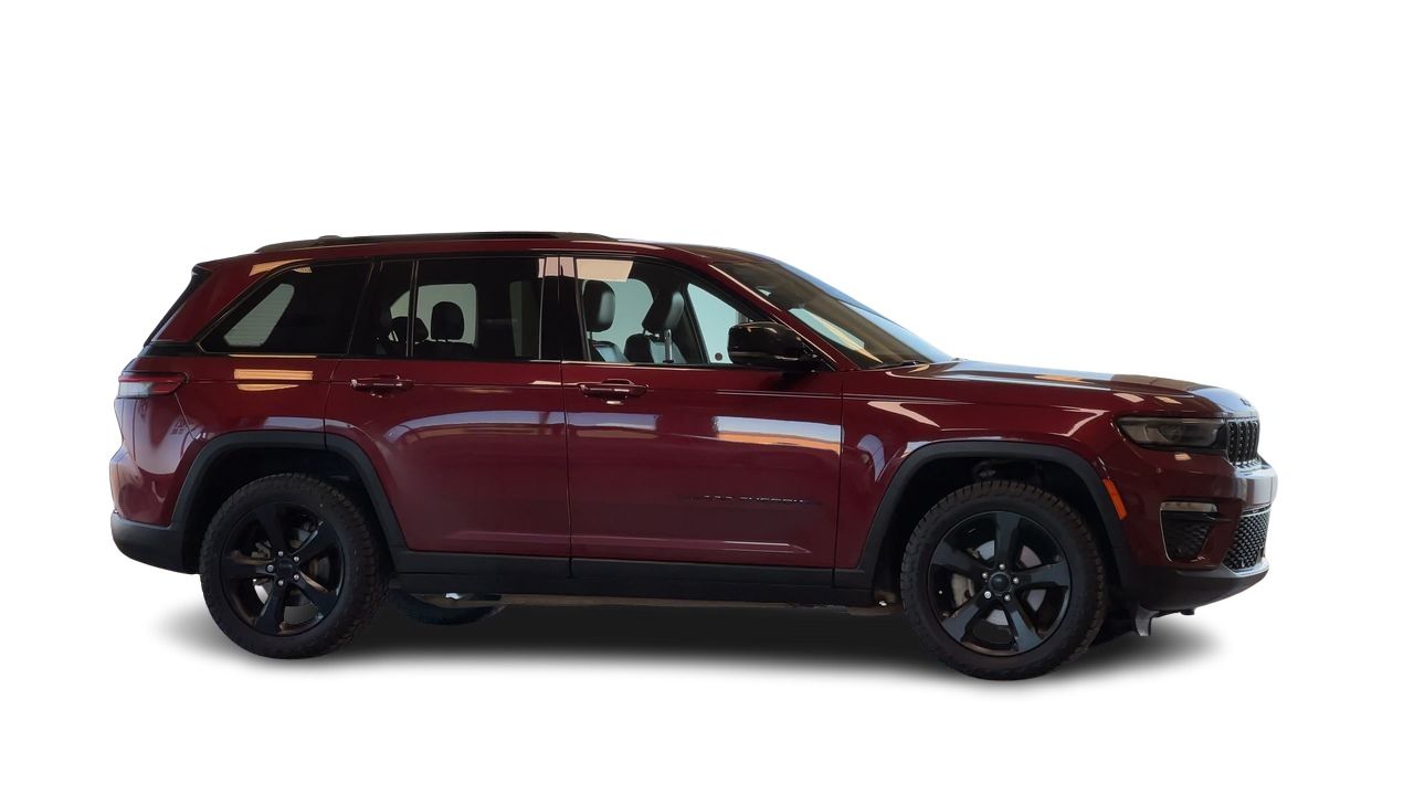 2023 Jeep Grand Cherokee 4X4 in Regina, Saskatchewan