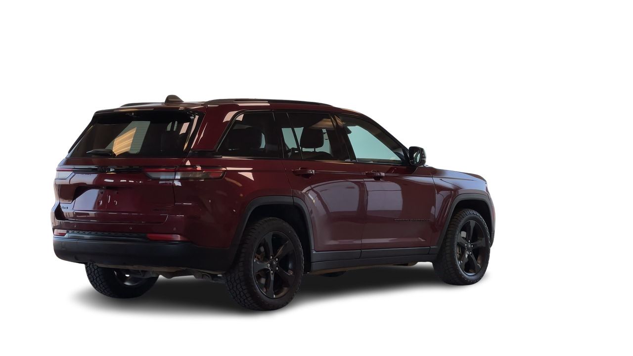 2023 Jeep Grand Cherokee 4X4 in Regina, Saskatchewan