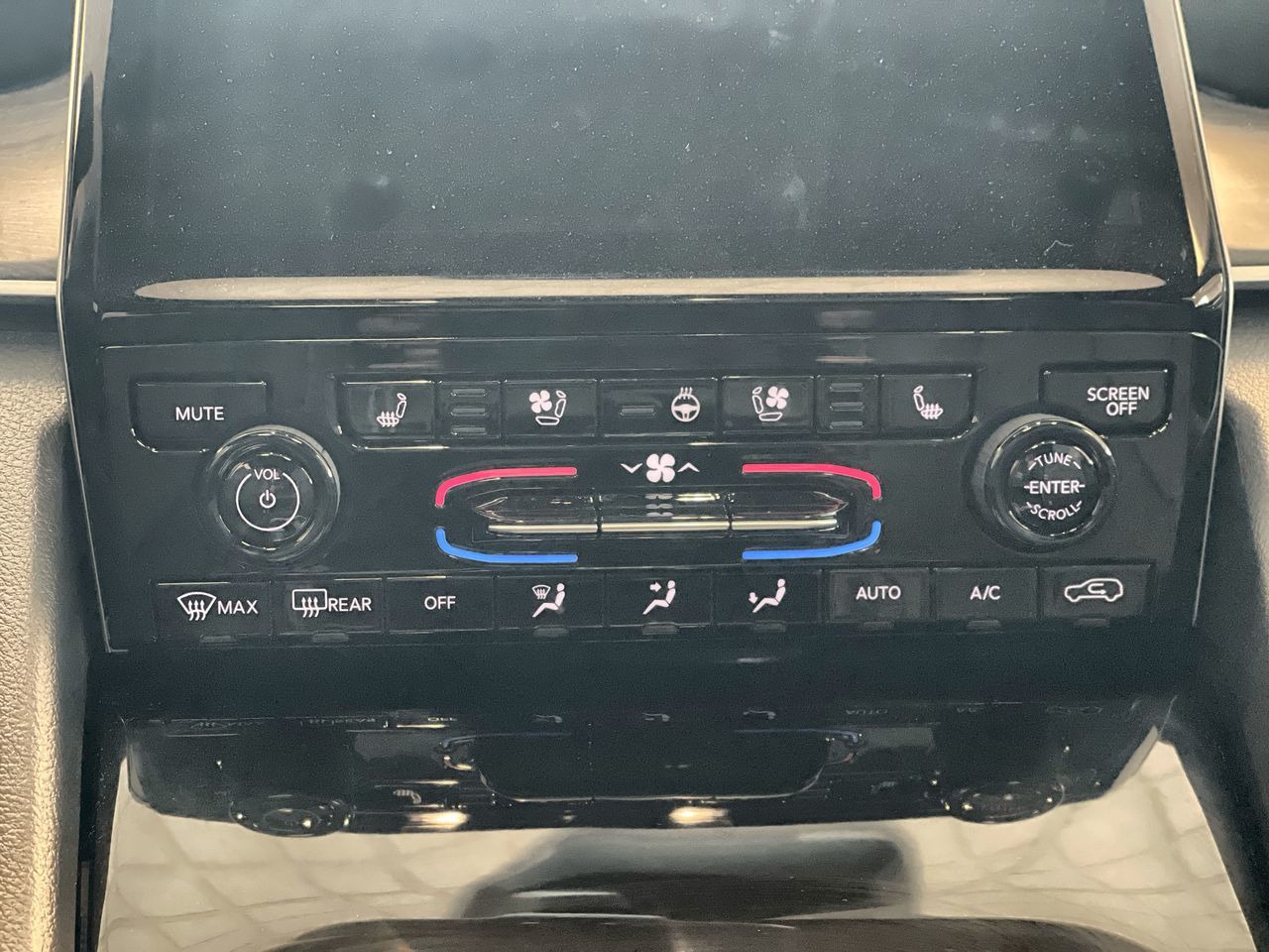 2025 Jeep Grand Cherokee L in Regina, Saskatchewan