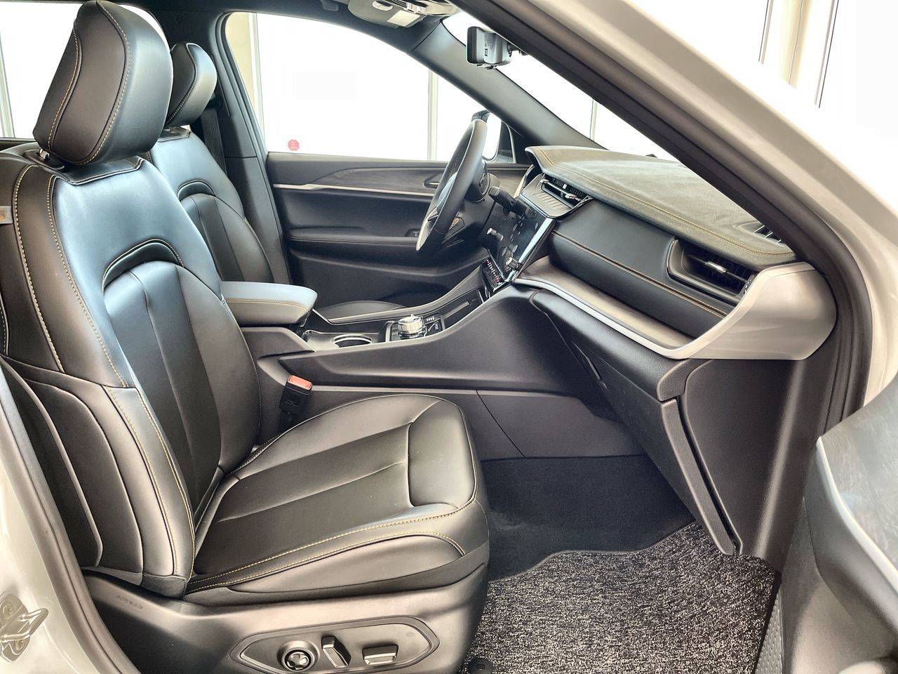 2026 Jeep Grand Cherokee L in Regina, Saskatchewan