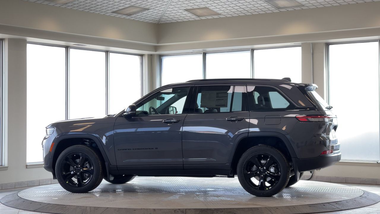 2026 Jeep Grand Cherokee L in Regina, Saskatchewan