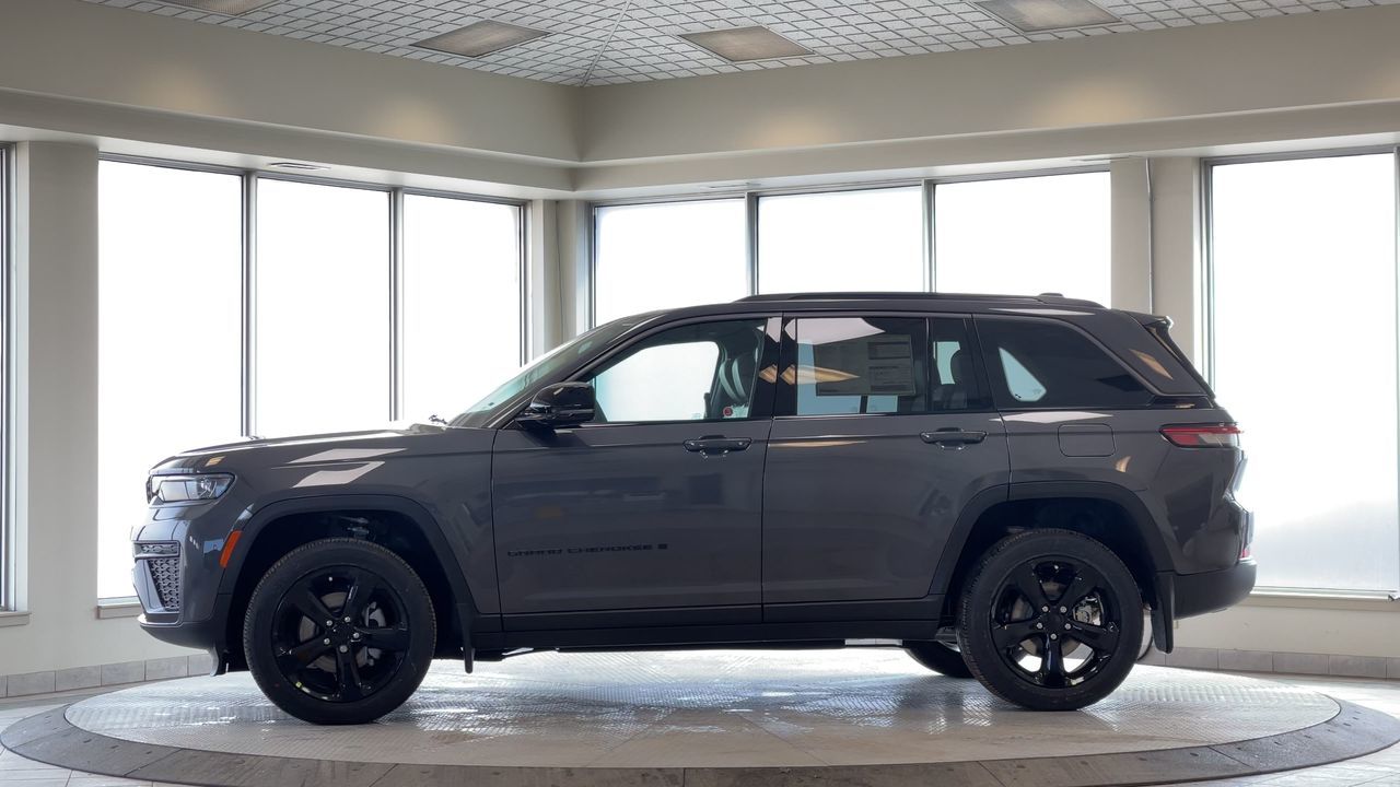 2026 Jeep Grand Cherokee L in Regina, Saskatchewan