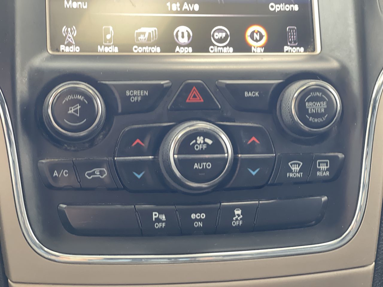 2015 Jeep Grand Cherokee in Regina, Saskatchewan