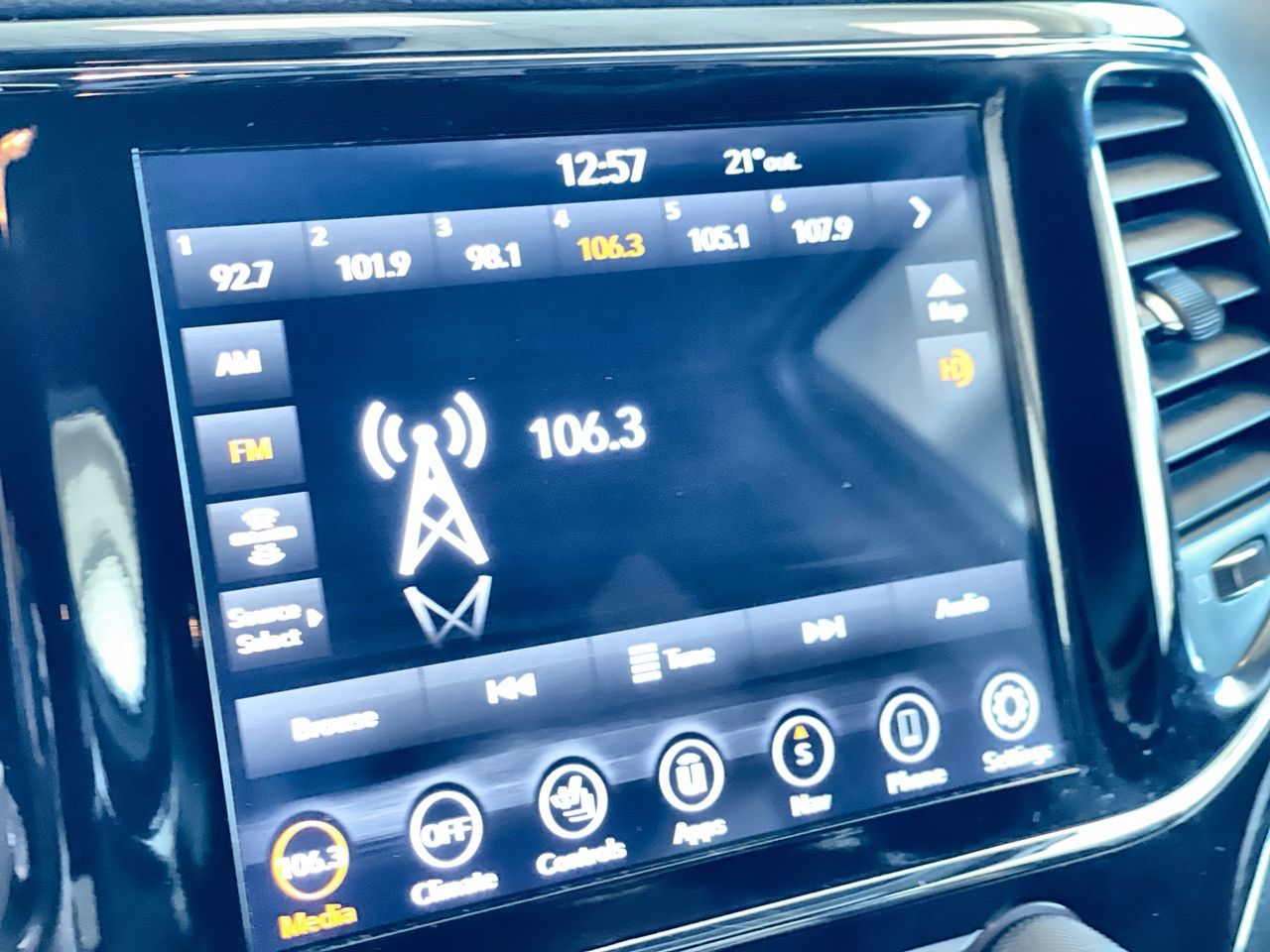 2022 Jeep Grand Cherokee