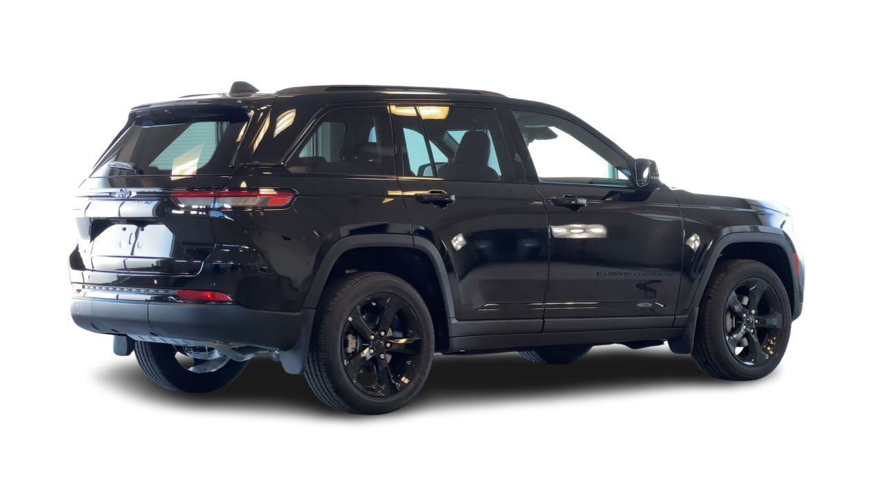 2025 Jeep Grand Cherokee in Regina, Saskatchewan