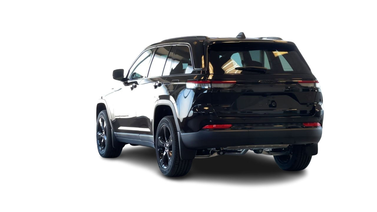 2025 Jeep Grand Cherokee in Regina, Saskatchewan