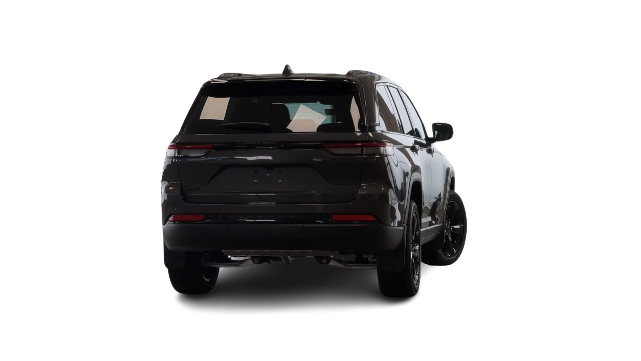 2025 Jeep Grand Cherokee in Regina, Saskatchewan