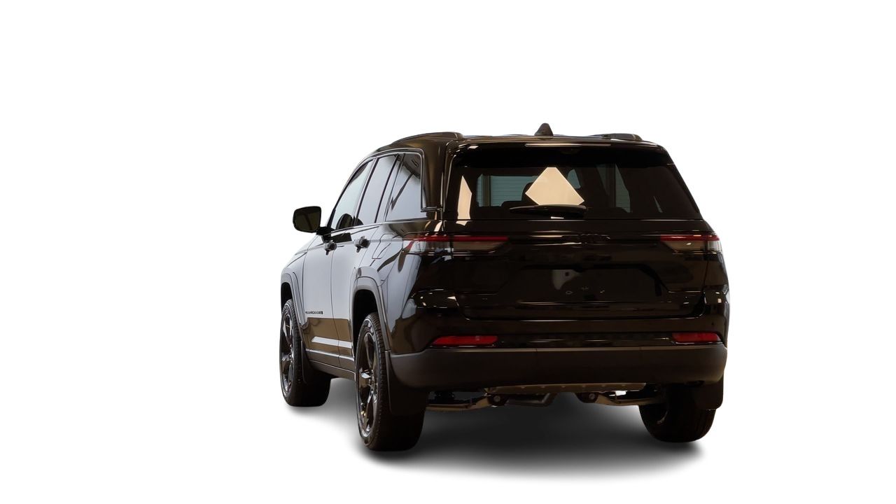 2025 Jeep Grand Cherokee in Regina, Saskatchewan