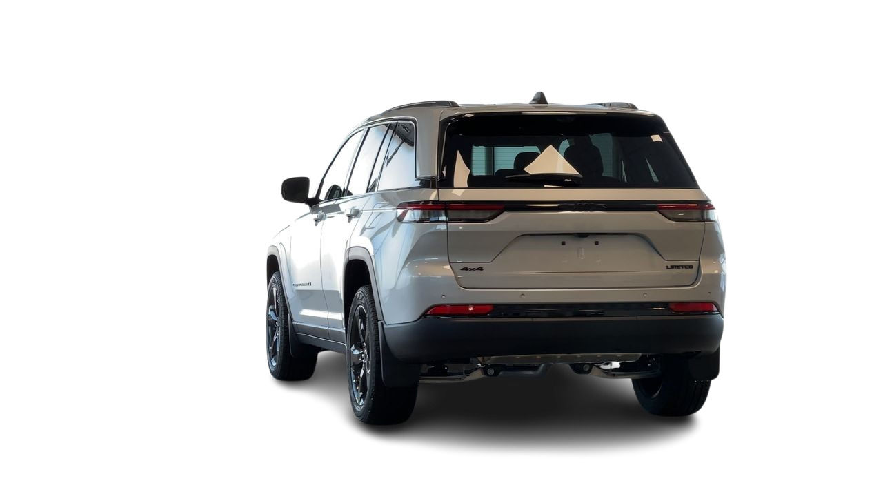 2025 Jeep Grand Cherokee in Regina, Saskatchewan