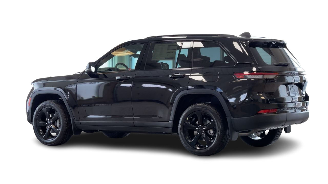 2025 Jeep Grand Cherokee in Regina, Saskatchewan