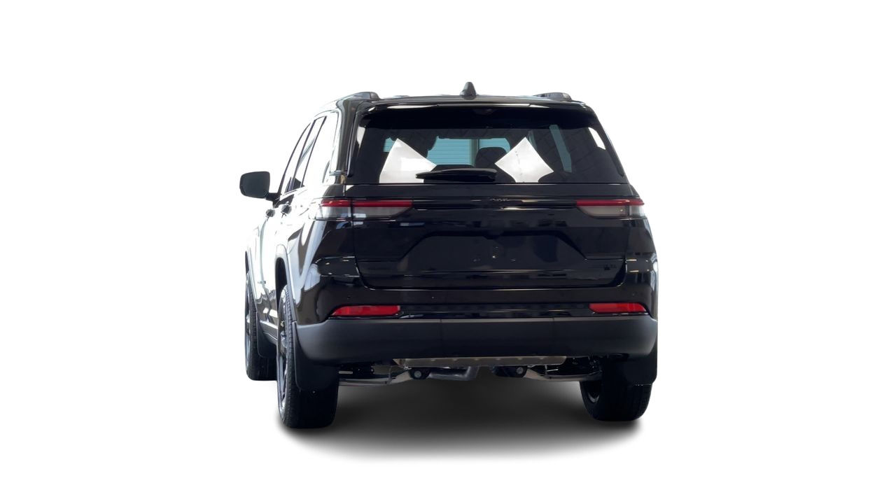 2025 Jeep Grand Cherokee in Regina, Saskatchewan