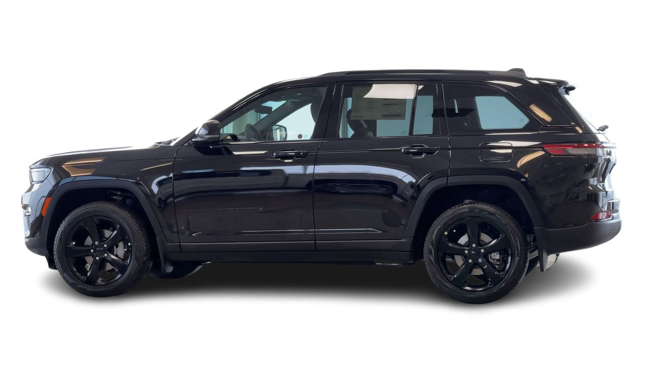 2025 Jeep Grand Cherokee in Regina, Saskatchewan