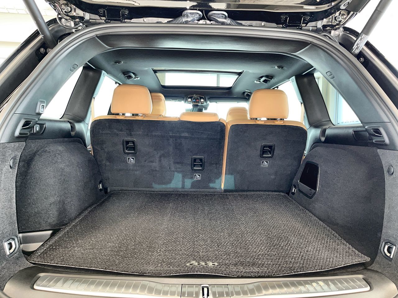 2025 Jeep Grand Cherokee in Regina, Saskatchewan