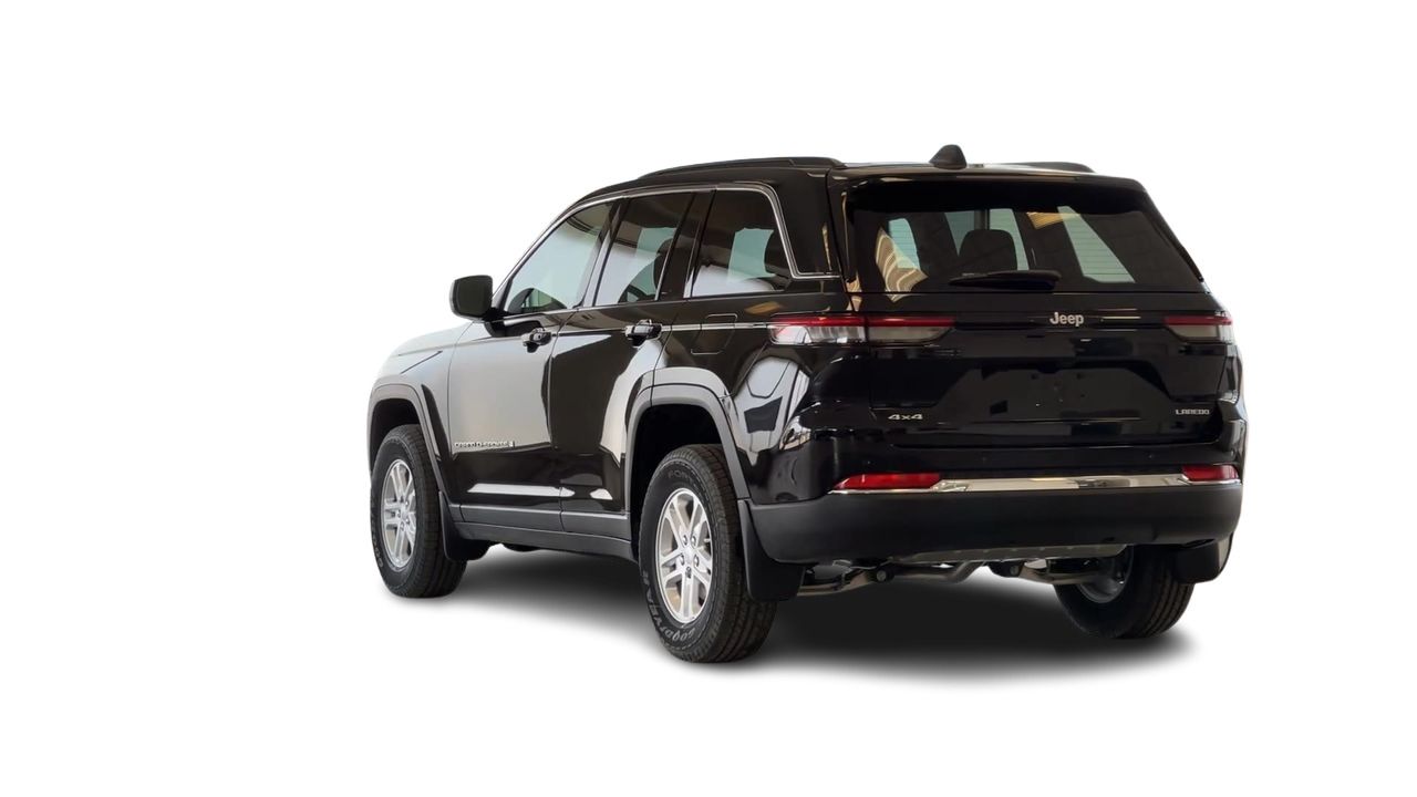 2025 Jeep GRAND CHEROKEE