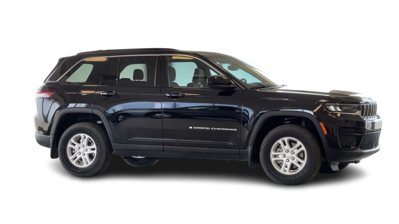 2025 Jeep GRAND CHEROKEE