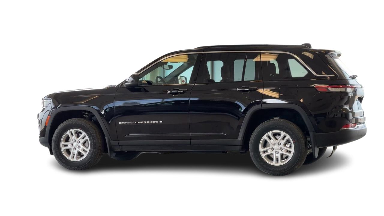 2025 Jeep GRAND CHEROKEE