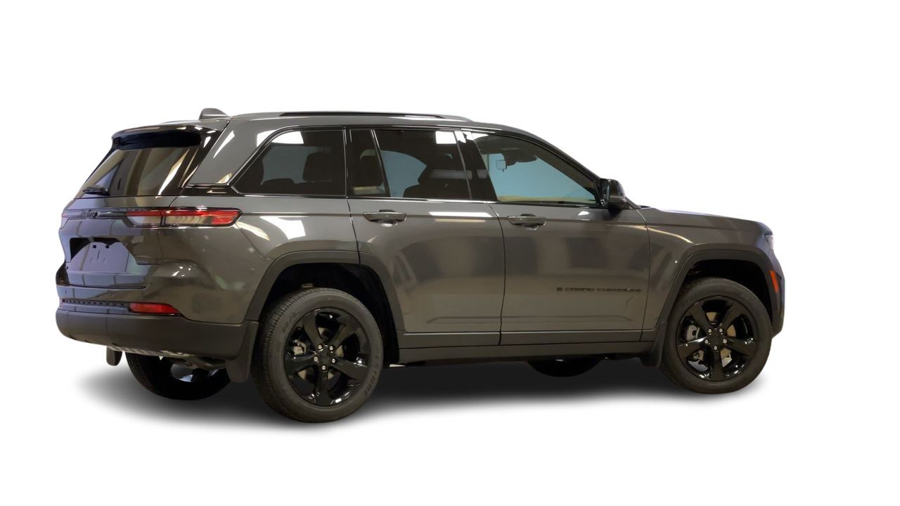 2025 Jeep Grand Cherokee in Regina, Saskatchewan