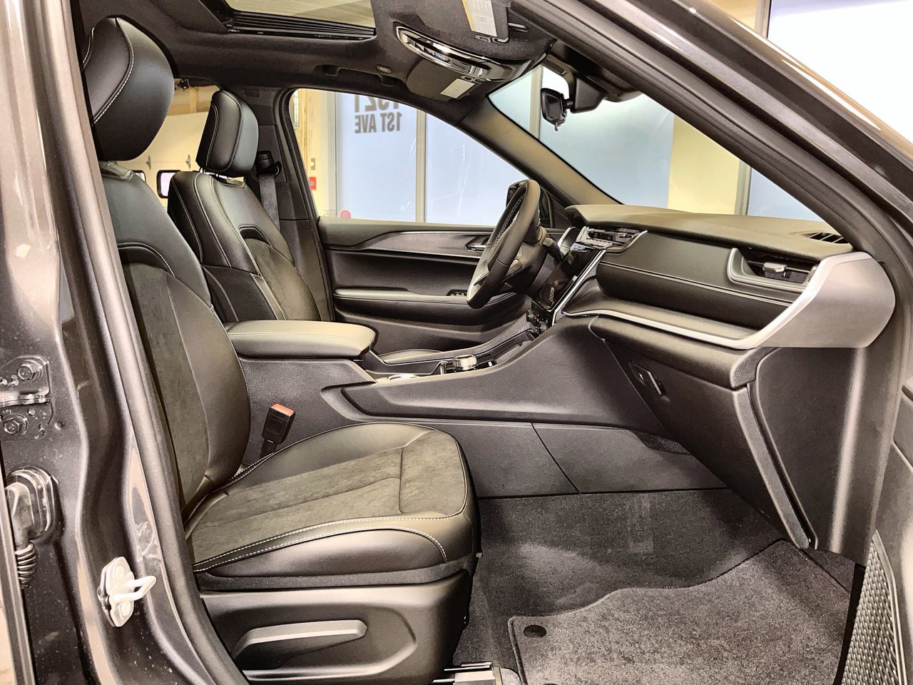 2025 Jeep Grand Cherokee in Regina, Saskatchewan