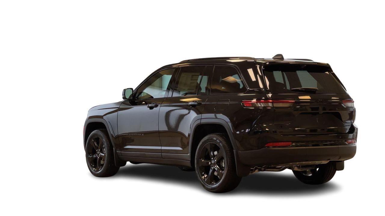 2025 Jeep Grand Cherokee in Regina, Saskatchewan