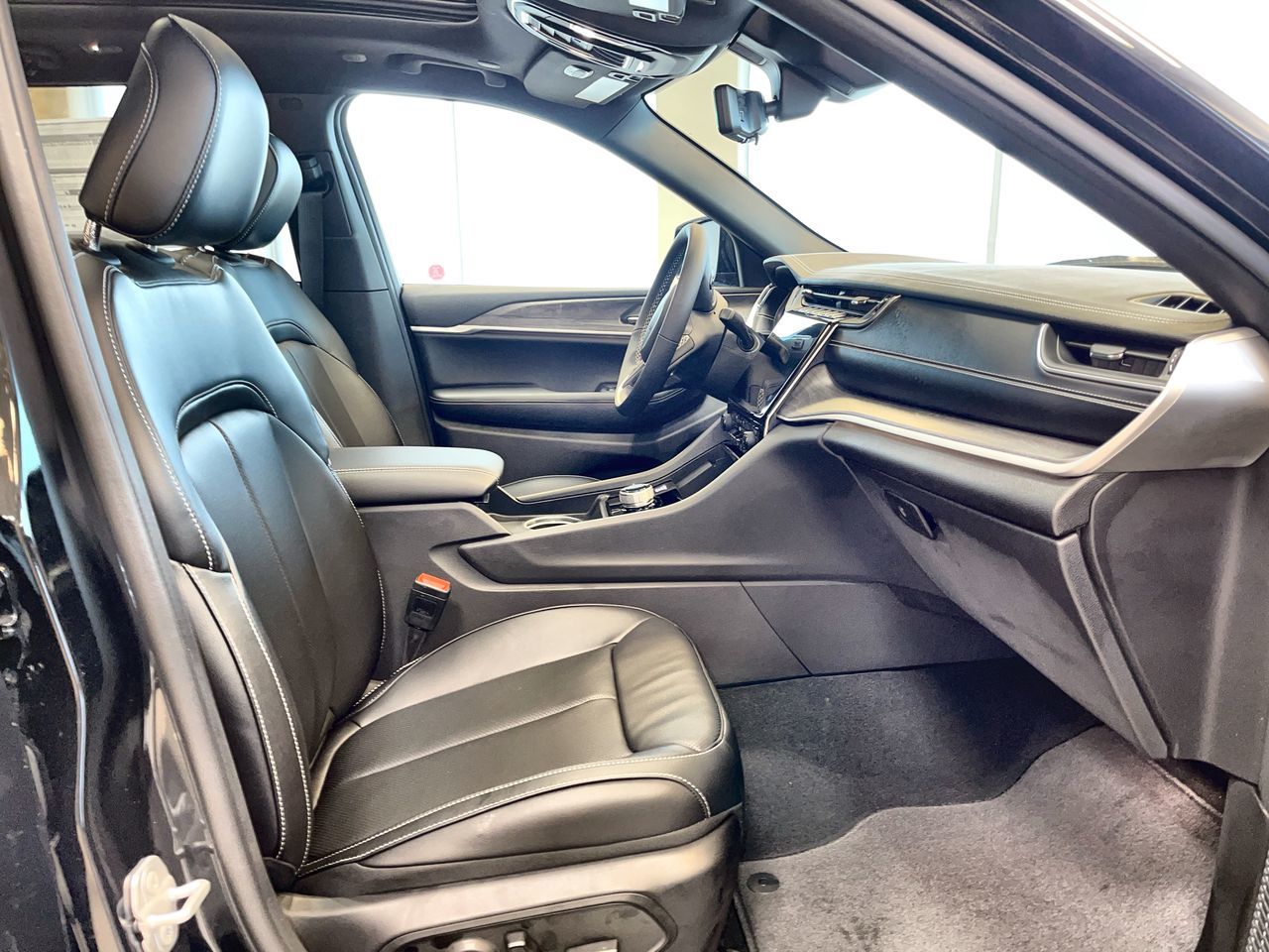 2025 Jeep Grand Cherokee in Regina, Saskatchewan