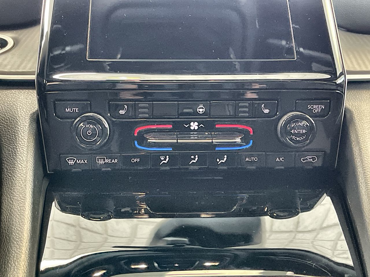 2026 Jeep Grand Cherokee in Regina, Saskatchewan