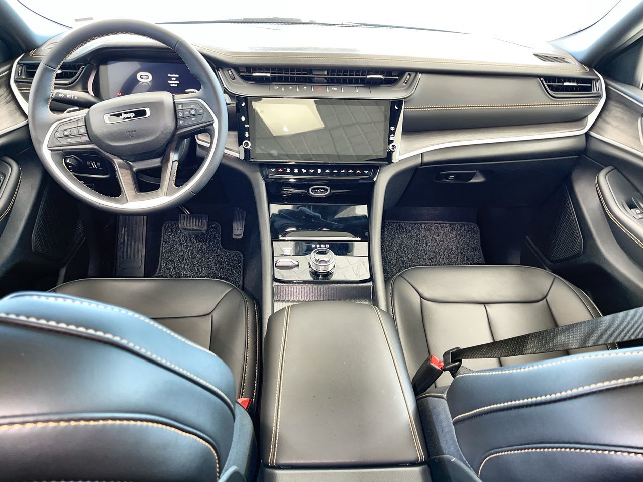 2026 Jeep Grand Cherokee in Regina, Saskatchewan
